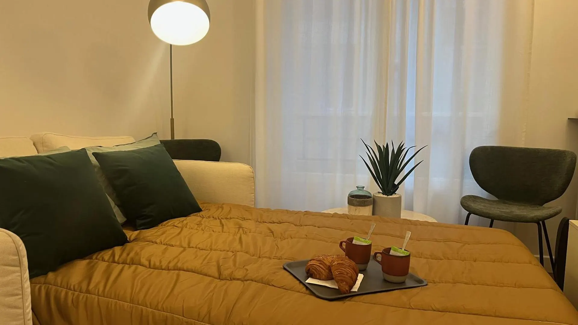 Apartment Appartement De Standing - Place Des Vosges - Cozy 2 Pieces - Une Chambre Paris